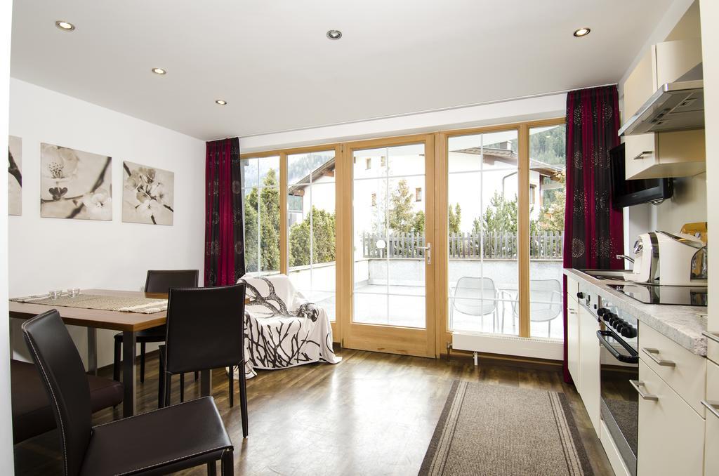 Ambiente Appartements Ischgl Exterior photo